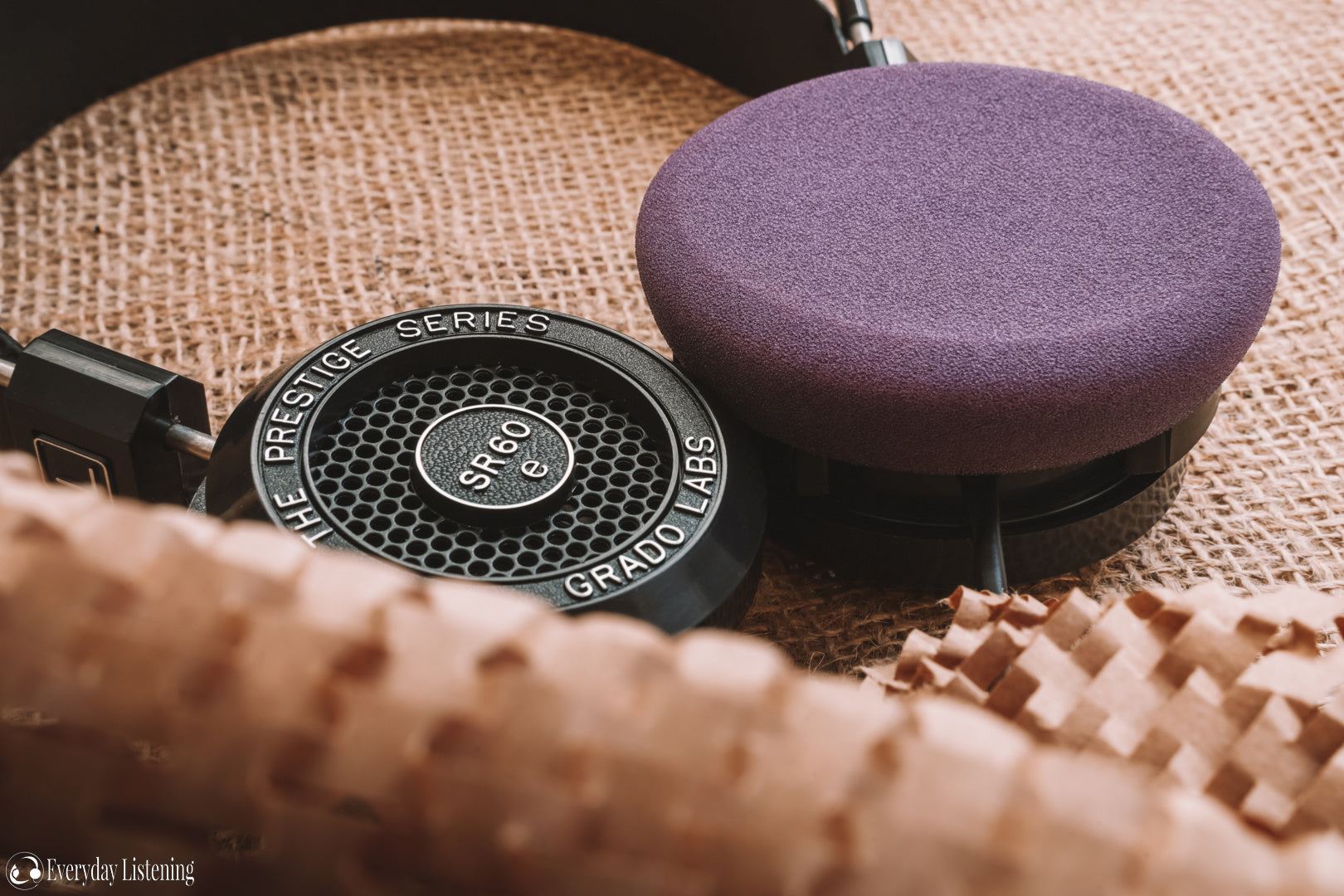 S Cushion by YAXI
