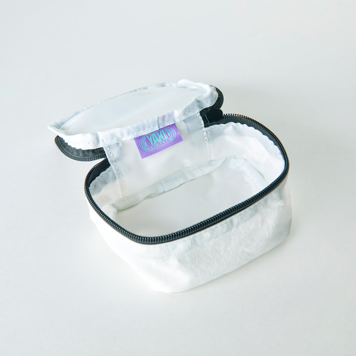 「Yaxi girl」Square Pouch