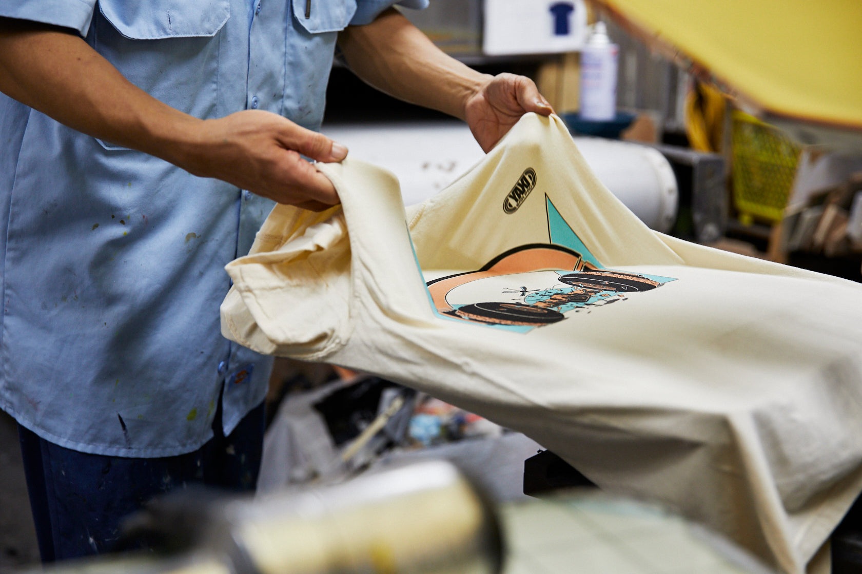 Yaxi「Your Personal Audio Room」T-shirt